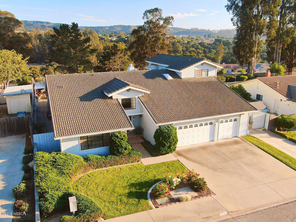 Property Photo:  1344 Ken Avenue  CA 93455 