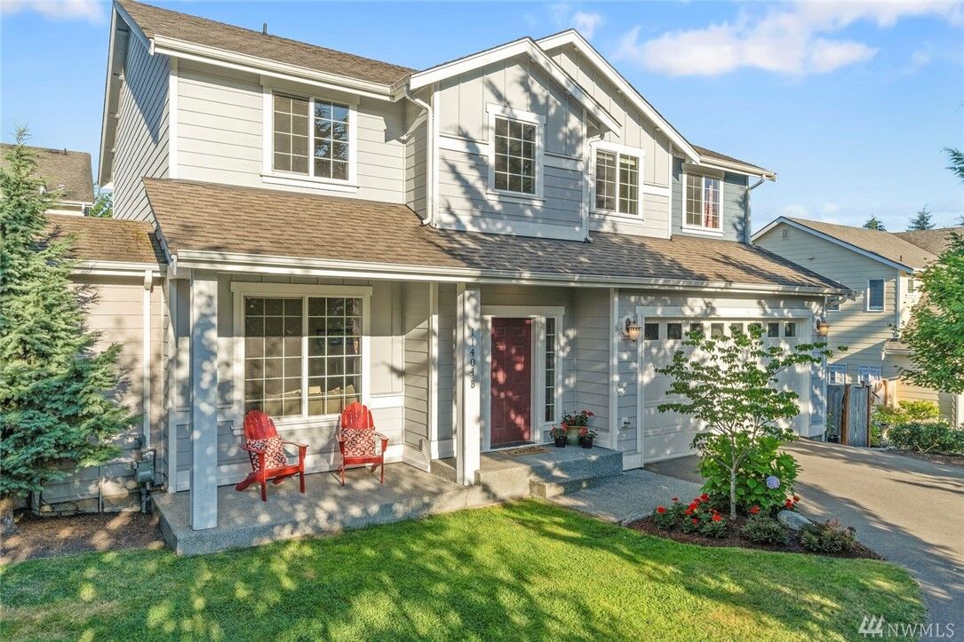 Property Photo: 11404 22nd St SE B WA 98258