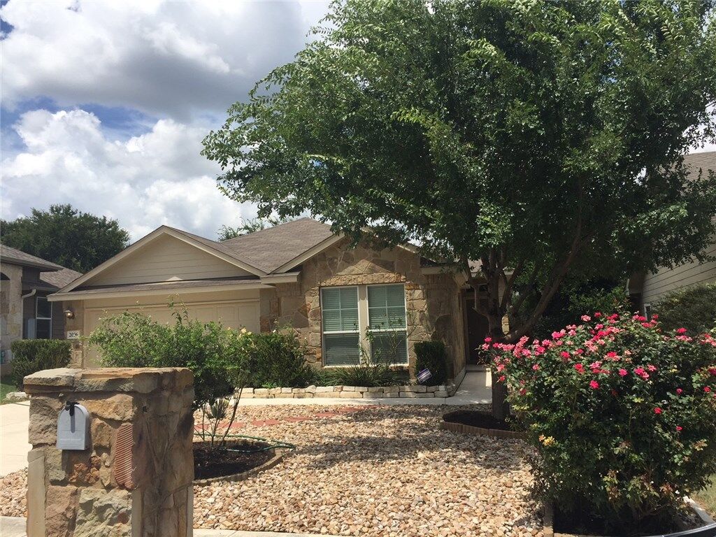 Property Photo: 2006 Ridge View TX 78666