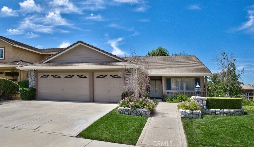 Property Photo: 2873 Longspur Drive CA 92835