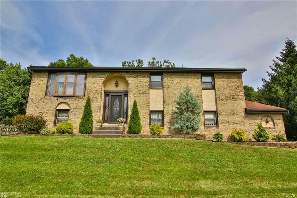 Property Photo:  496 Georgetown Road  PA 18064 