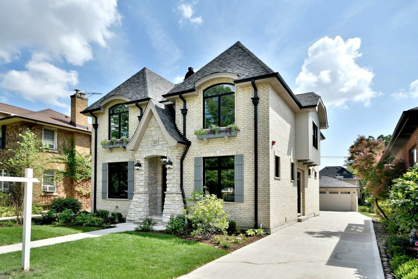 Property Photo: 107 North Merrill Street IL 60068