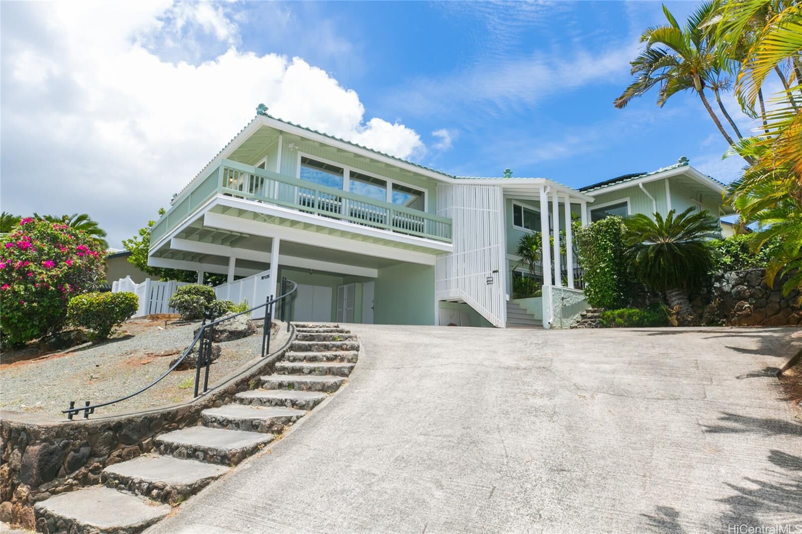 Property Photo:  98-1056 Kaonohi Street  HI 96701 