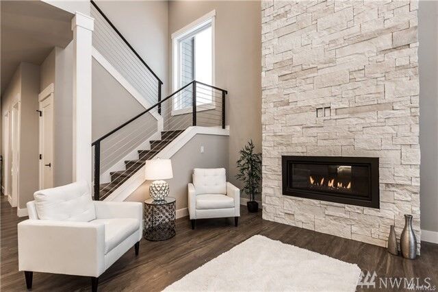 Property Photo:  5954 Monument Dr  WA 98248 