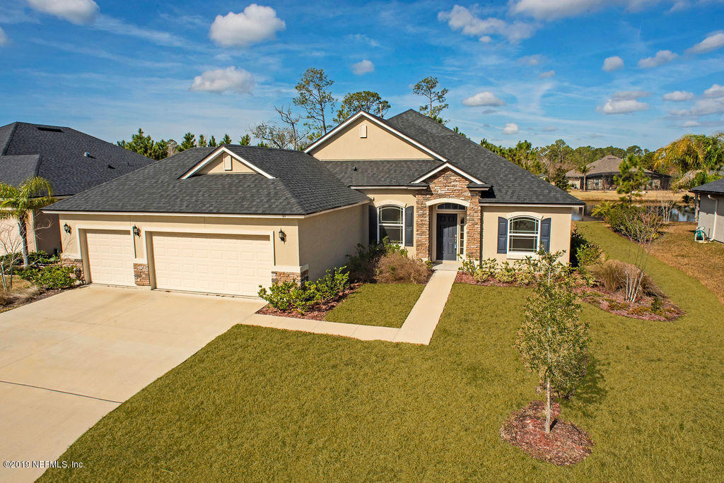 Property Photo: 21 Gabacho Court FL 32095