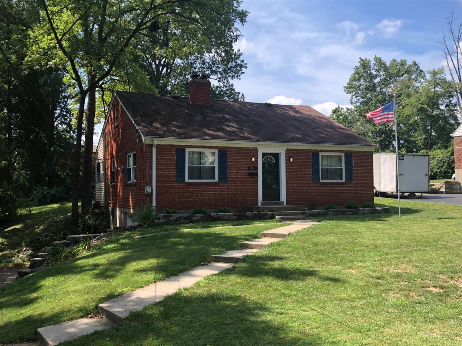 Property Photo: 3051 Sheldon Avenue OH 45239