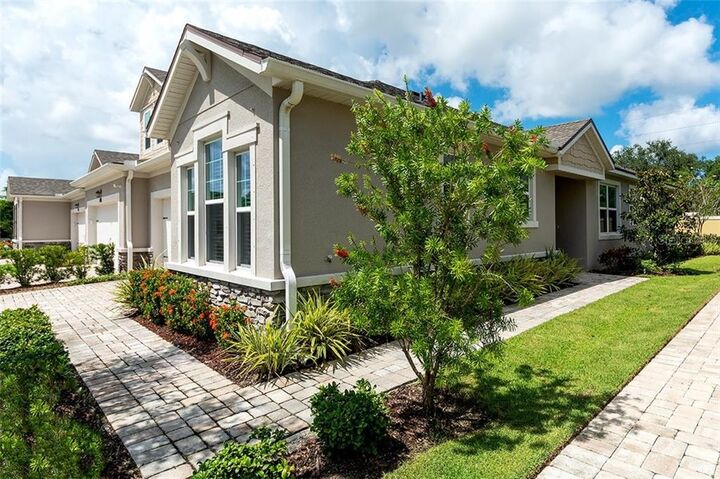 Property Photo:  5053 Deuce Street  FL 34232 