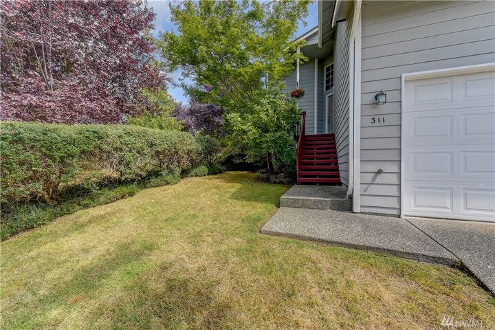 Property Photo:  311 81st Drive SE  WA 98258 