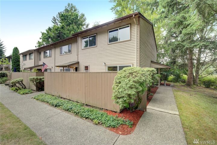 11331 SE 209th Lane 23  Kent WA 98031 photo