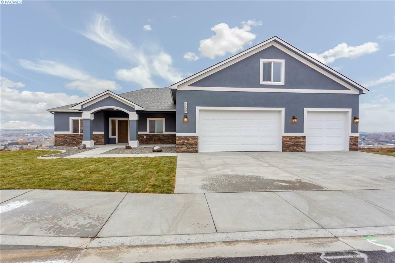 Property Photo:  5500 Hershey Lane  WA 99353 