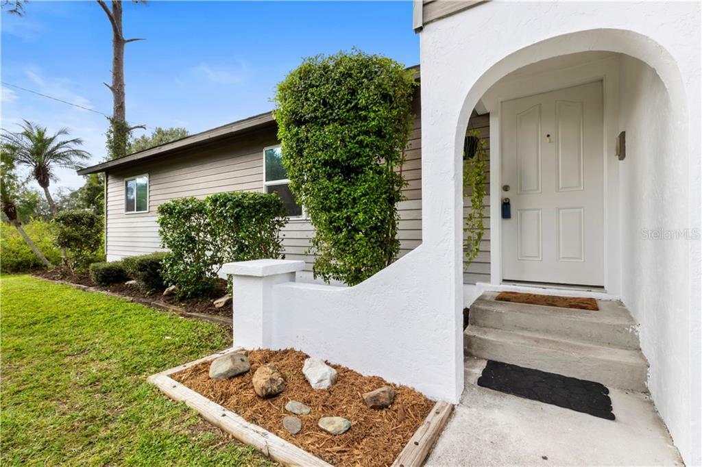 Property Photo:  21232 Wynyard Avenue  FL 33954 