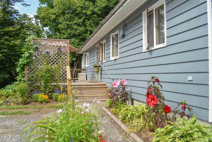 Property Photo:  66 Woodburn Street  NH 03431 