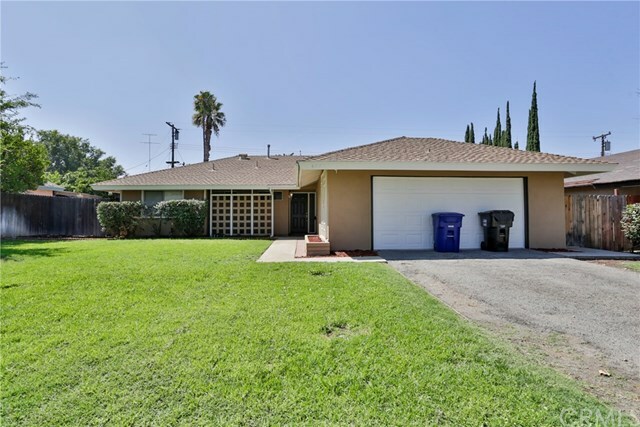 Property Photo:  2331 E 18th Street  CA 92404 