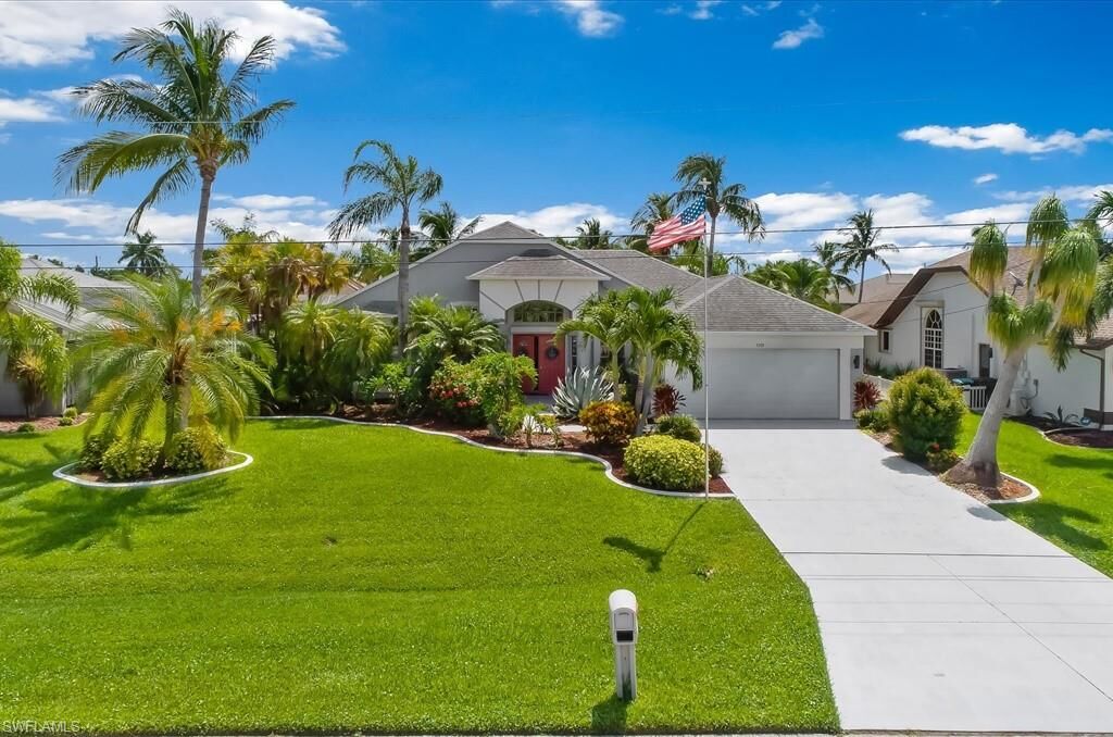 Property Photo: 5303 SW 19th Ave FL 33914