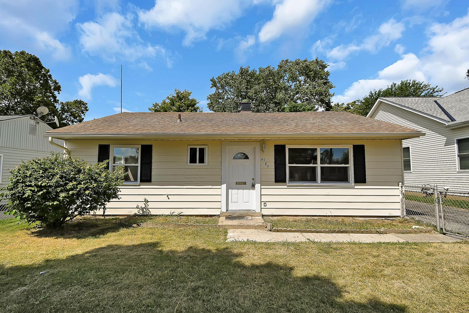 Property Photo:  4584 San Jose Lane  OH 43213 