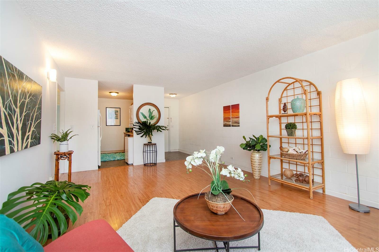 Property Photo:  98-1040 Moanalua Road 1-206  HI 96701 