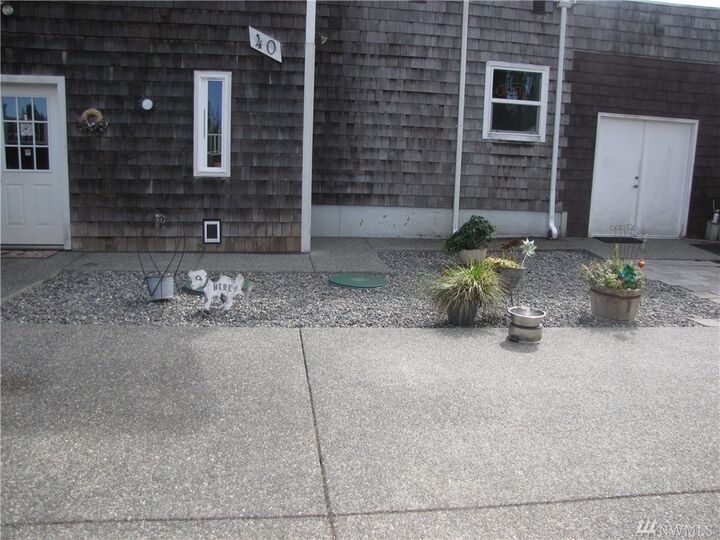 Property Photo: 40 Levig Rd WA 98362