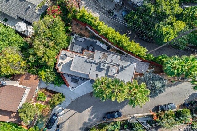 Property Photo: 2506 Rinconia Drive CA 90068