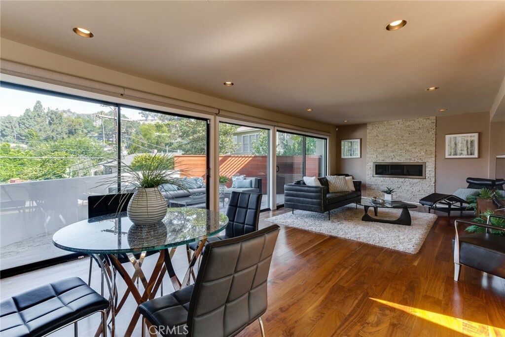 Property Photo: 2506 Rinconia Drive CA 90068