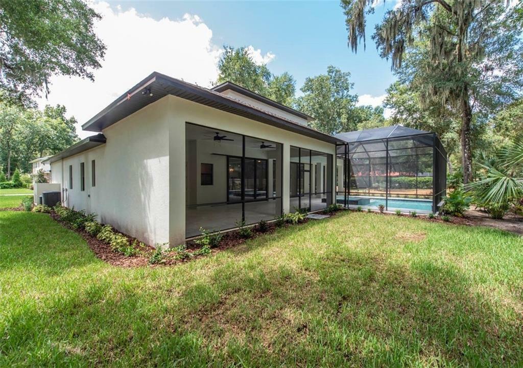 Property Photo:  930 Shoals Landing Drive  FL 33511 