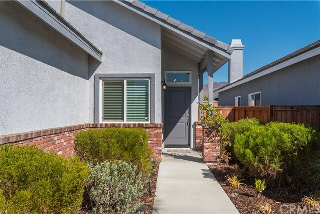 Property Photo:  1731 Oak Knoll Road  CA 92583 