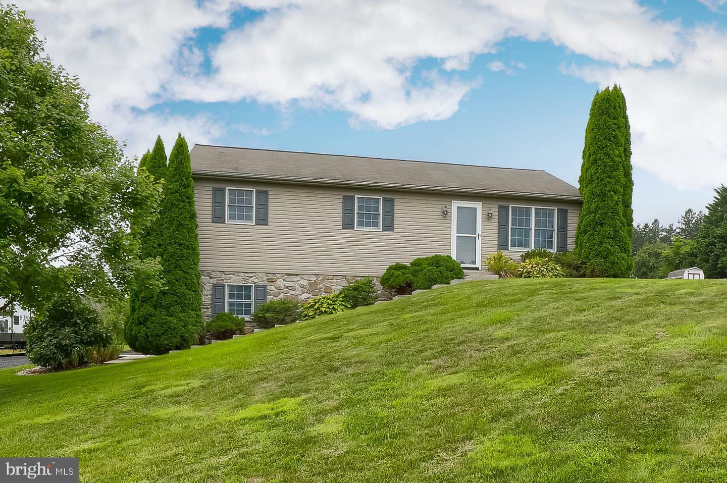 Property Photo:  1306 River Road  PA 17532 