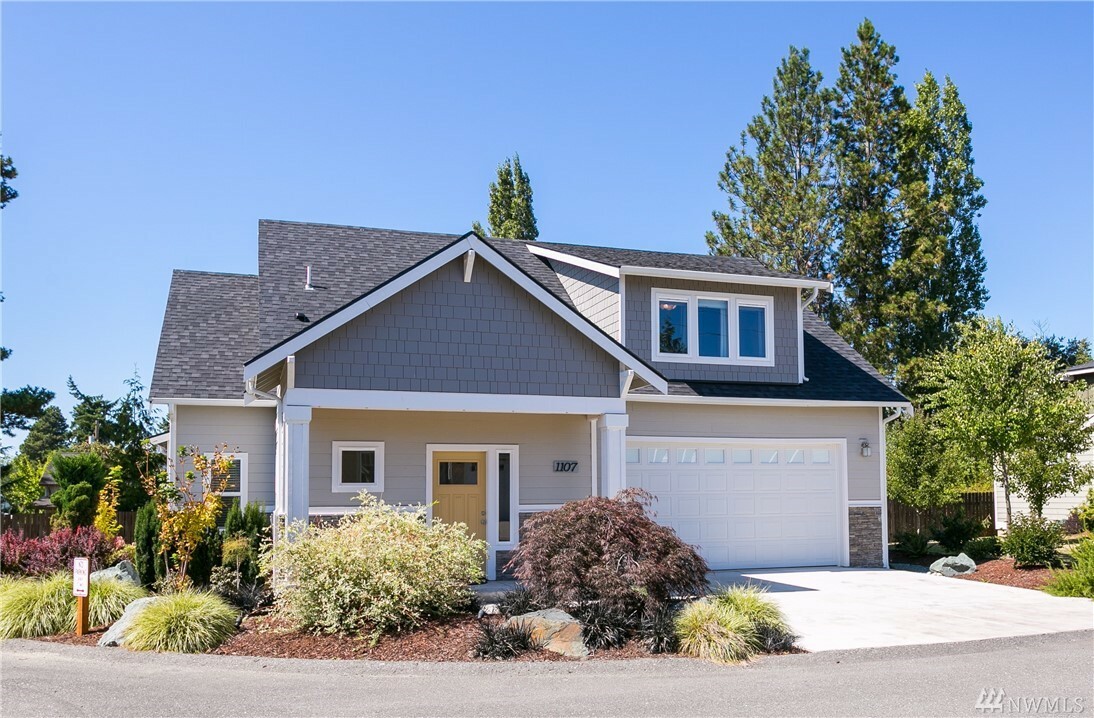 Property Photo: 1107 Harmony Lane WA 98274