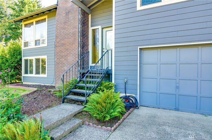 Property Photo: 911 Sandy Bend Rd WA 98611