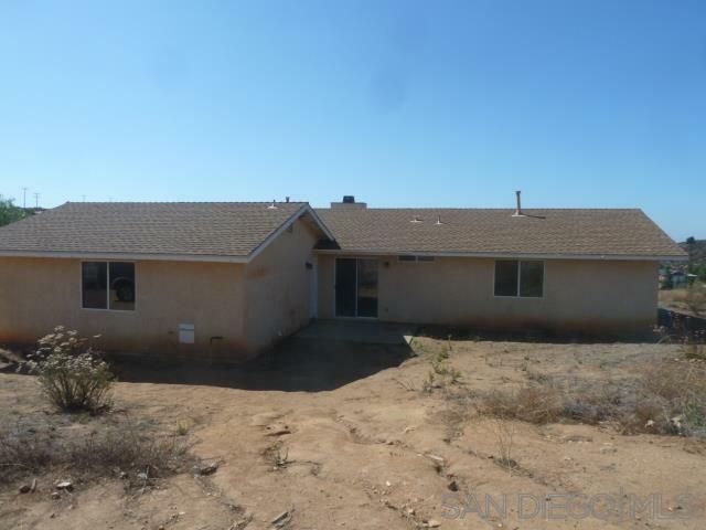 Property Photo:  20040 Sunset Oaks Dr  CA 92065 