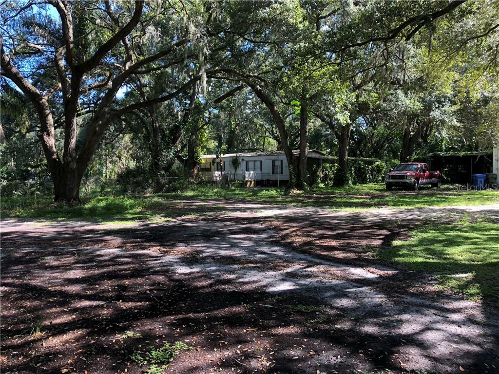 Property Photo:  11512 Campbell Meyer Lane  FL 33534 