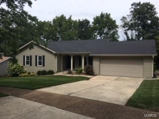 Property Photo: 2107 Ballas View Drive 63122