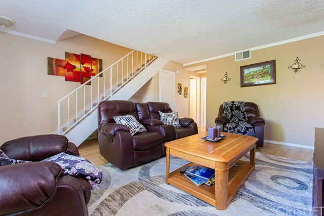 Property Photo:  231 Gazania Court  CA 91362 