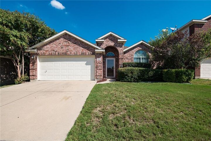 4620 Summer Oaks Lane  Fort Worth TX 76123 photo