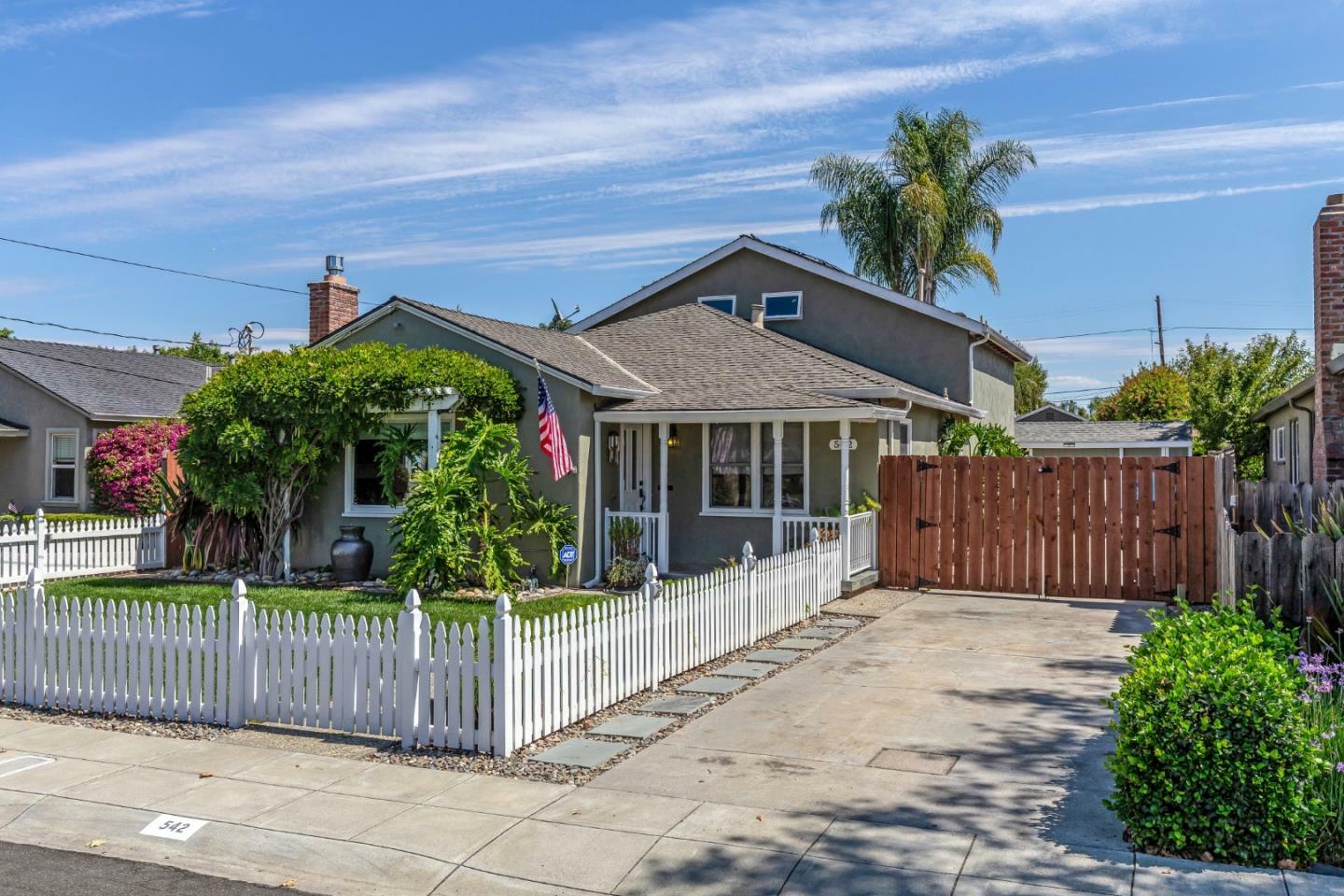 Property Photo: 542 Bradley Avenue CA 95128