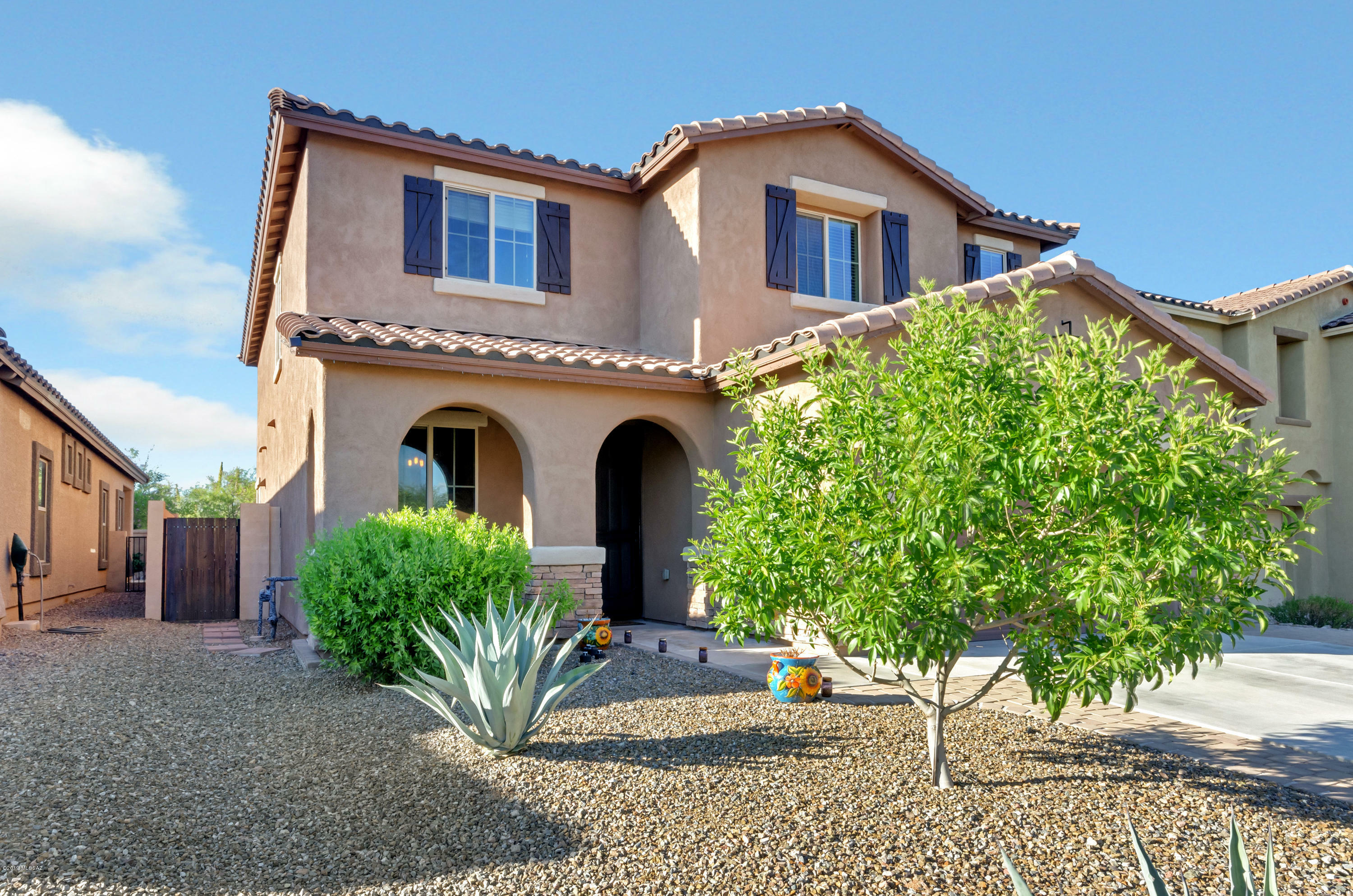 Property Photo:  14437 S Camino El Galan  AZ 85629 