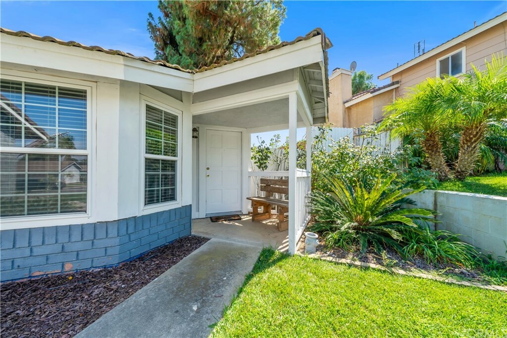 Property Photo:  11266 Westwind Way  CA 92505 