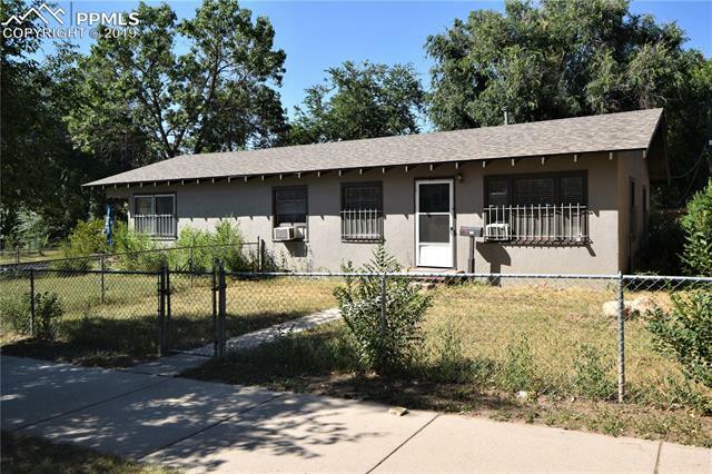 Property Photo:  904 E Moreno Avenue  CO 80903 