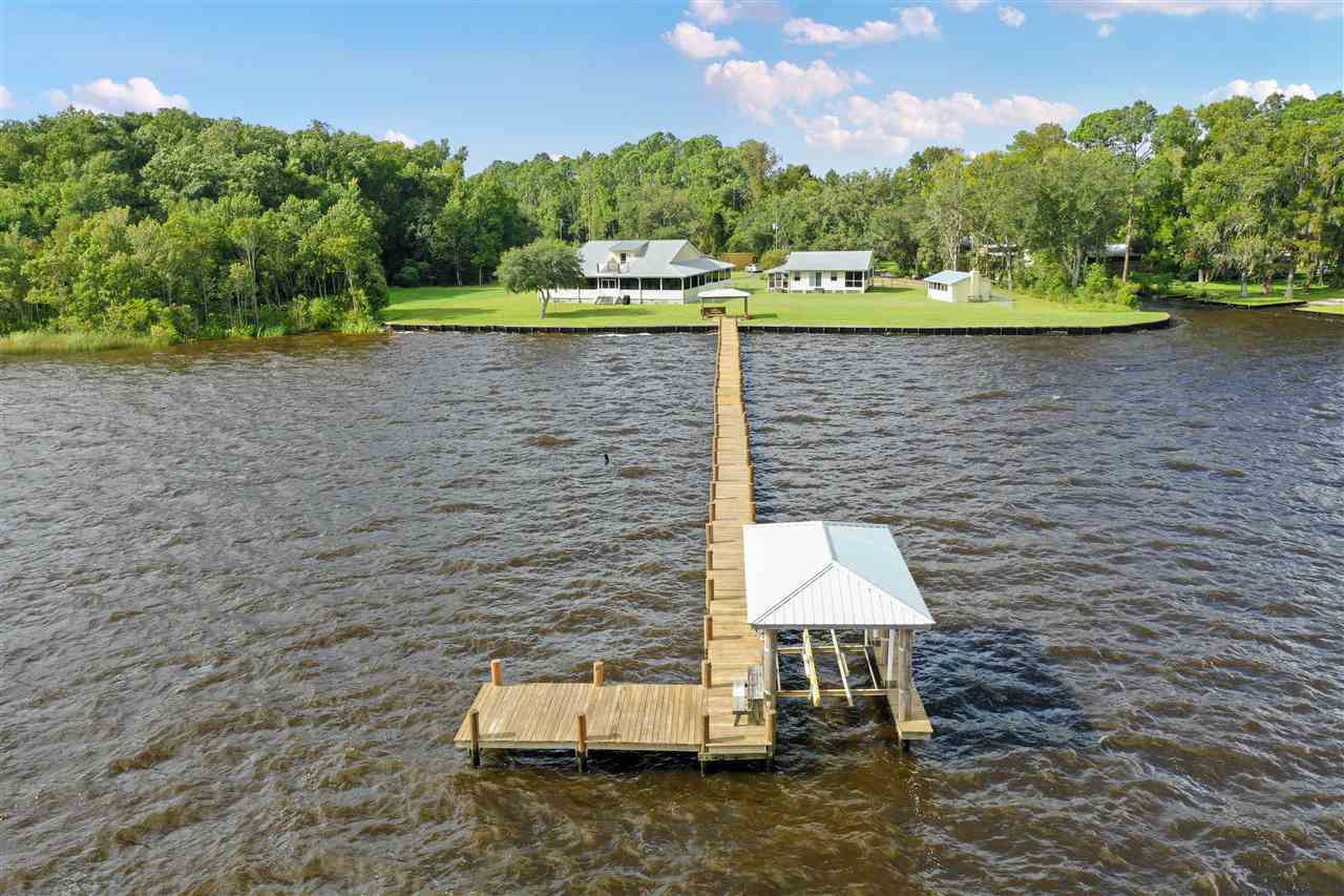 Property Photo:  652 Cedar Creek Road  FL 32177 