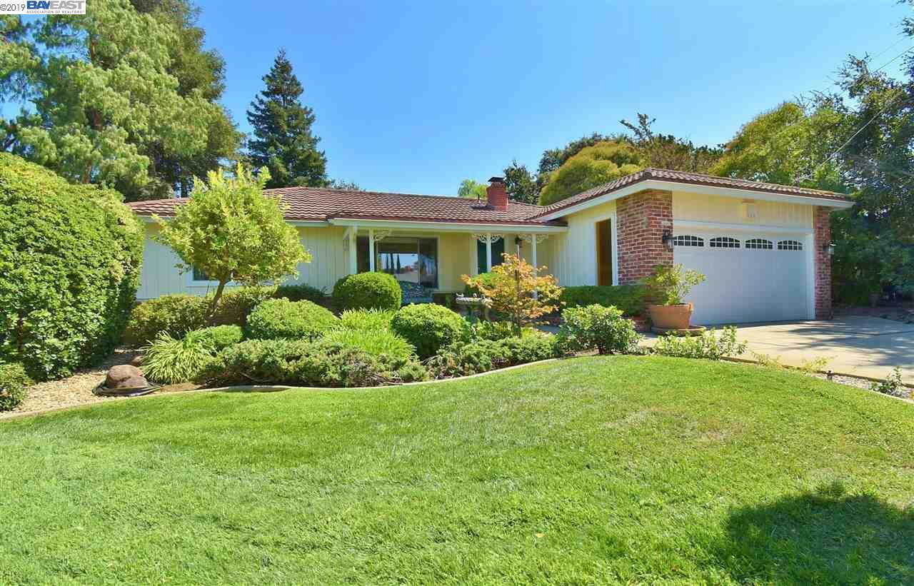 Property Photo:  3231 Verona Ct  CA 94518 