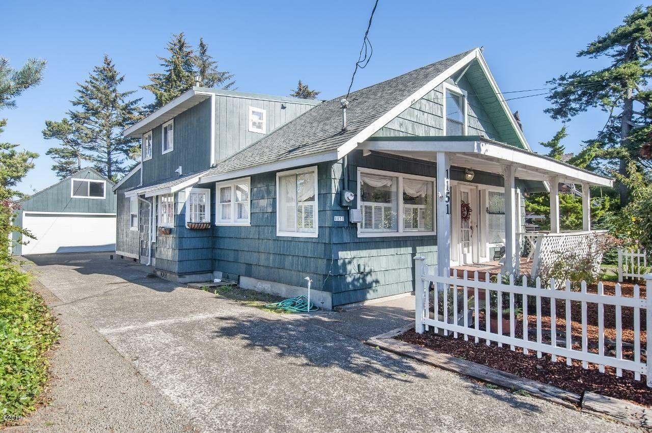 Property Photo: 1151 SW 62nd Street OR 97367