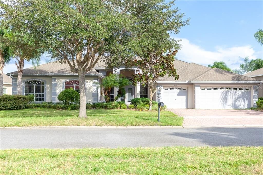 Property Photo: 18103 Emerald Bay Street FL 33647