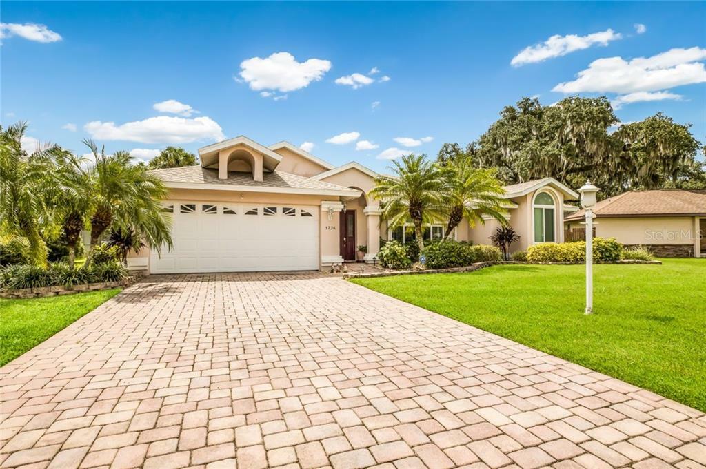 Property Photo:  5726 E 39th Street Circle E  FL 34203 