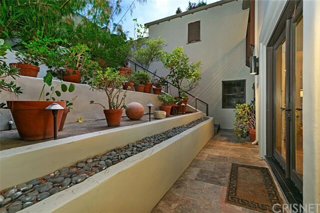 13517 Contour Drive  Sherman Oaks CA 91423 photo
