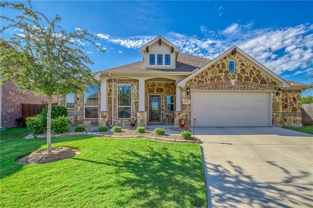 Property Photo:  6021 Eagle Mountain Drive  TX 76226 