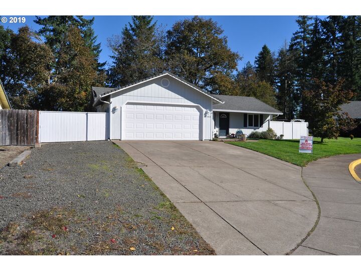 87565 Esprit Ct  Veneta OR 97487 photo
