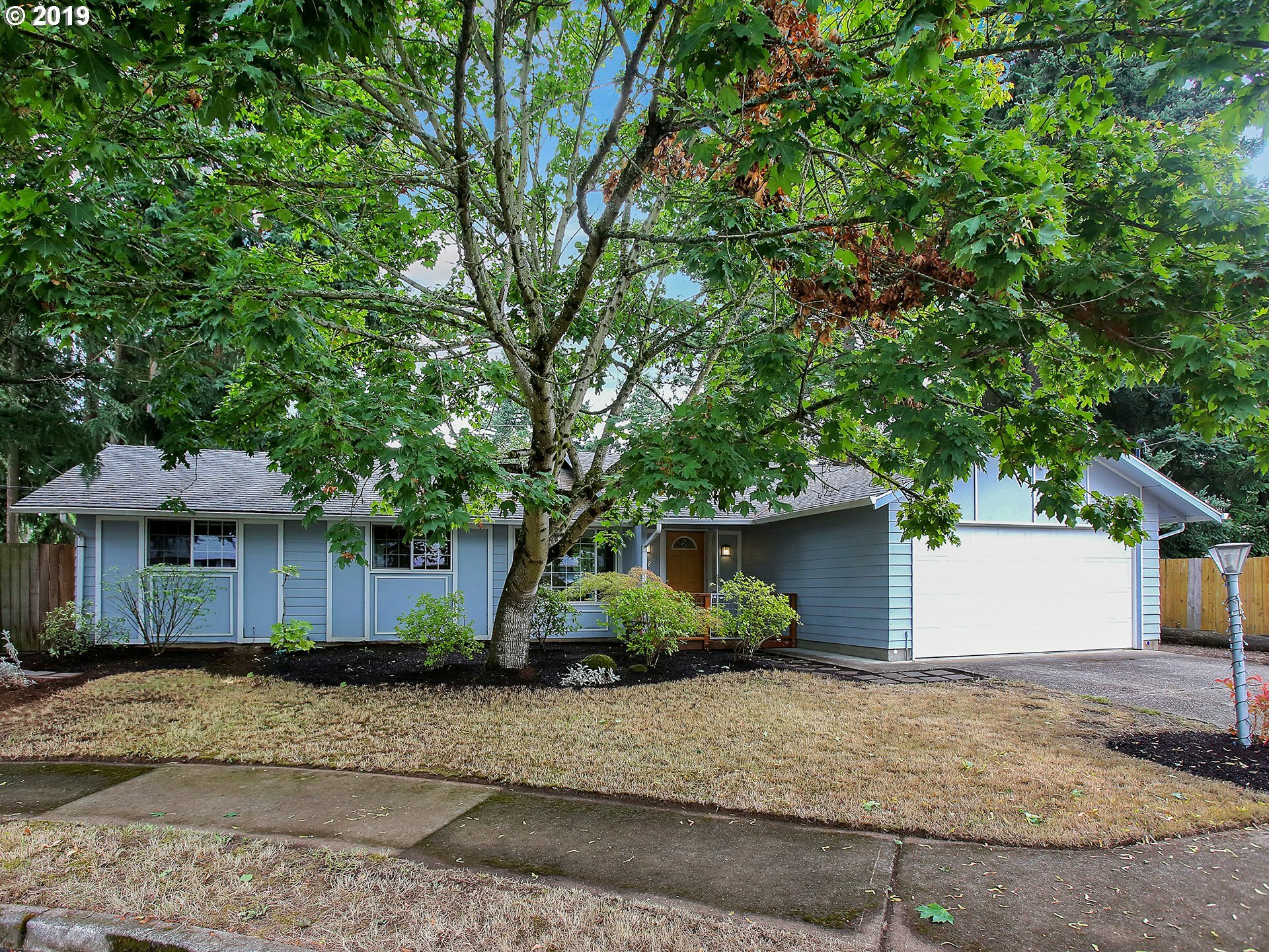 Property Photo:  1928 SE 149th Ave  OR 97233 