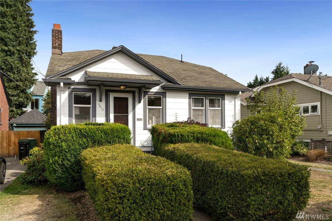 Property Photo:  3610 42nd Ave SW  WA 98116 