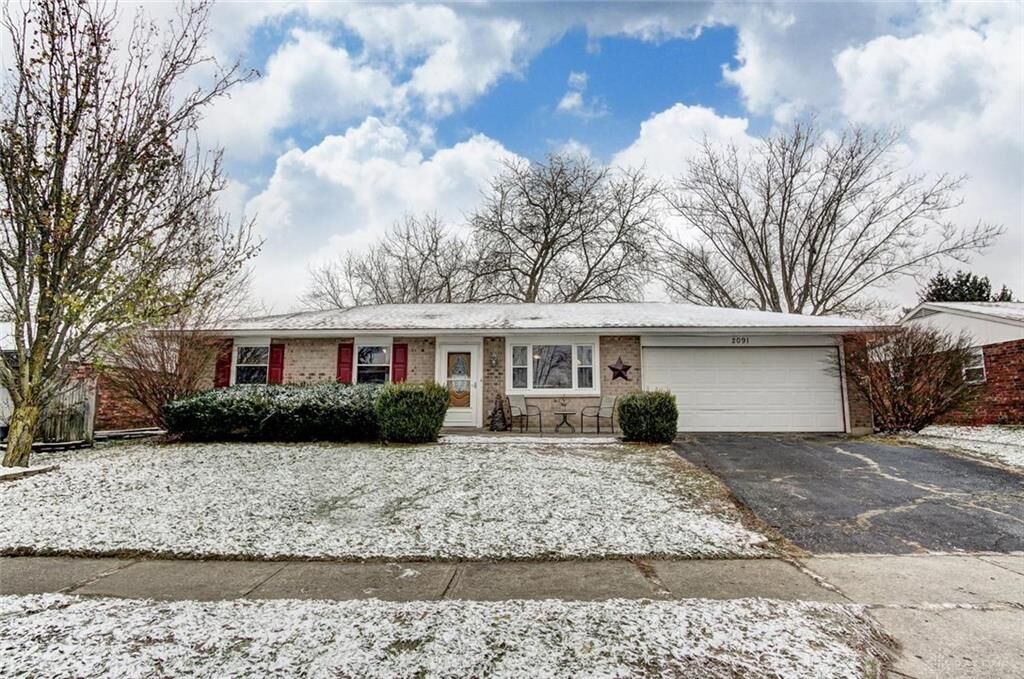 Property Photo: 2091 Mississippi Drive OH 45385