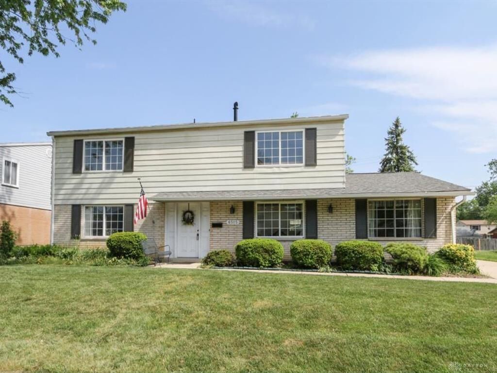 Property Photo: 6515 Menlo Way OH 45424