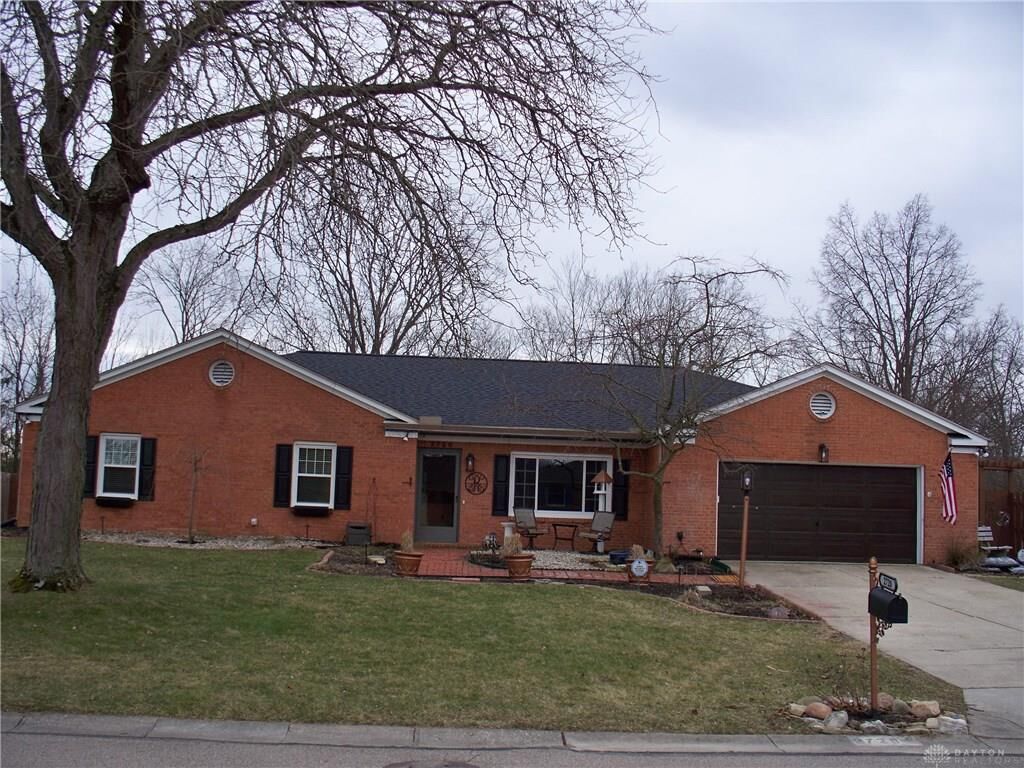 Property Photo: 2720 Coppersmith Avenue OH 45414